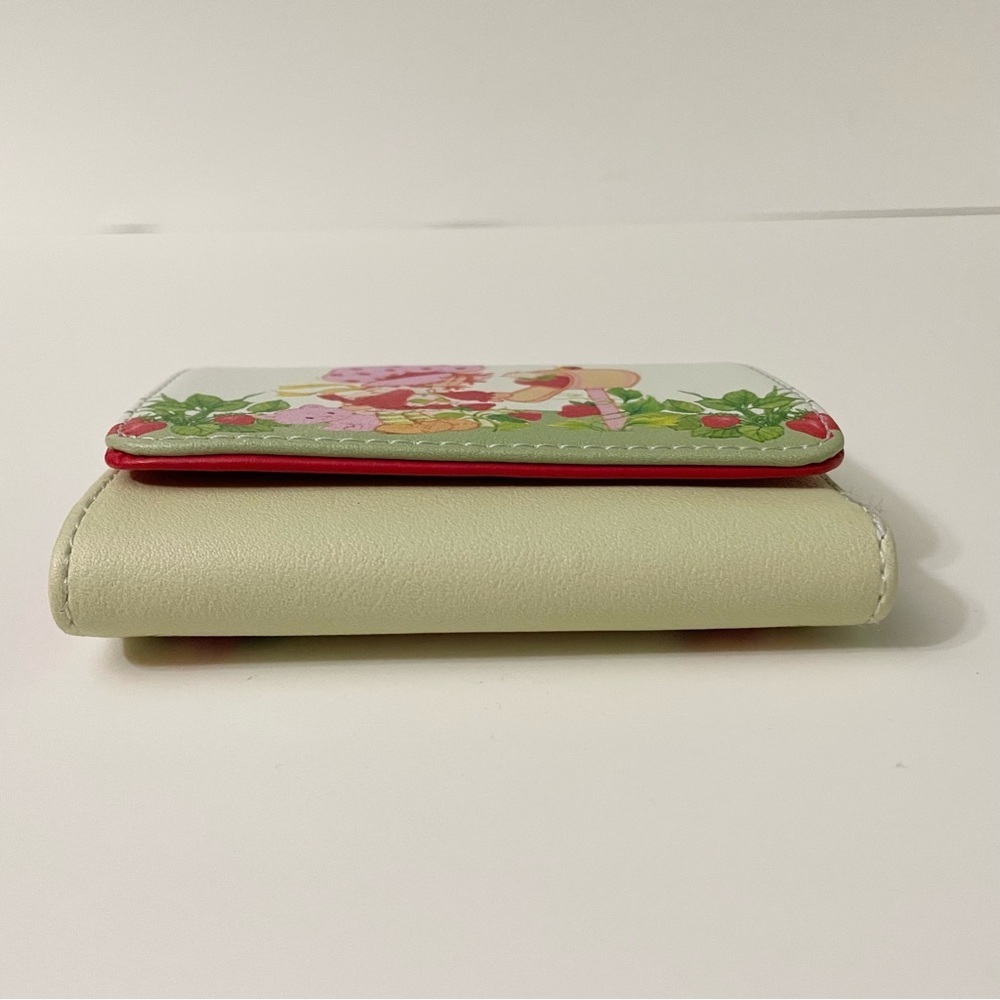 Loungefly Strawberry Shortcake Trifold Wallet - Picture 3 of 16